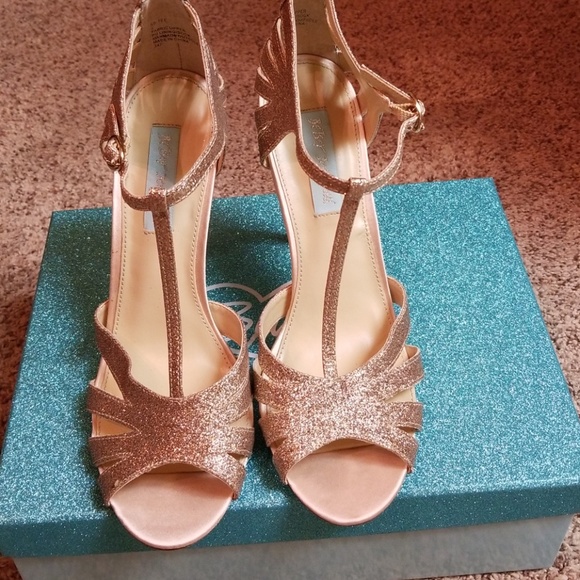 Blue by Betsey Johnson heels size 9 - Picture 2 of 4